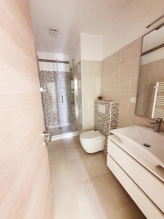 Apartmani Alta Кърк Екстериор снимка